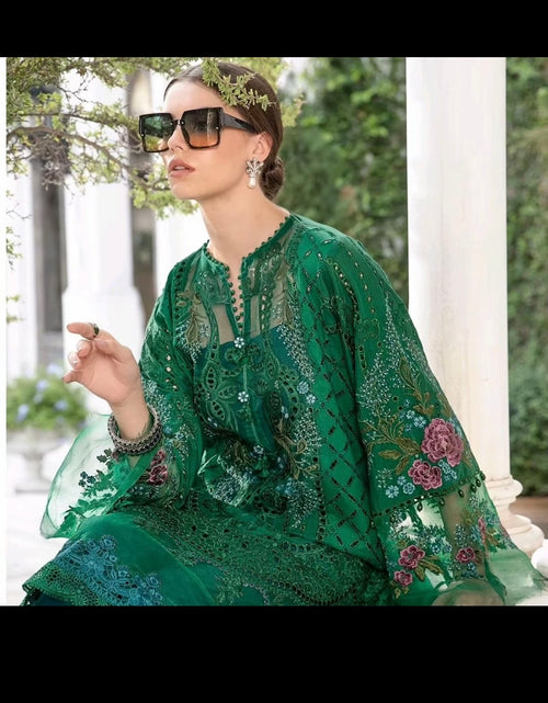 Maria B Luxury Lawn Edition'24 - Stunning
Outfit. (MRB-0005)