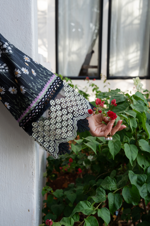 Aliyana's - Lareen - AZ - 02 - ( ALY-1077 )