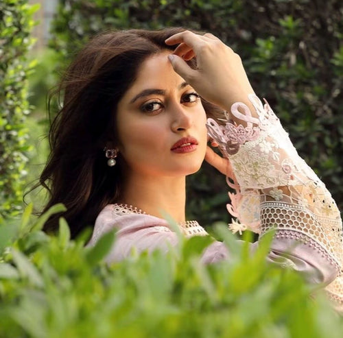 FESTIVE LAWN FARVA (QAL-0055)