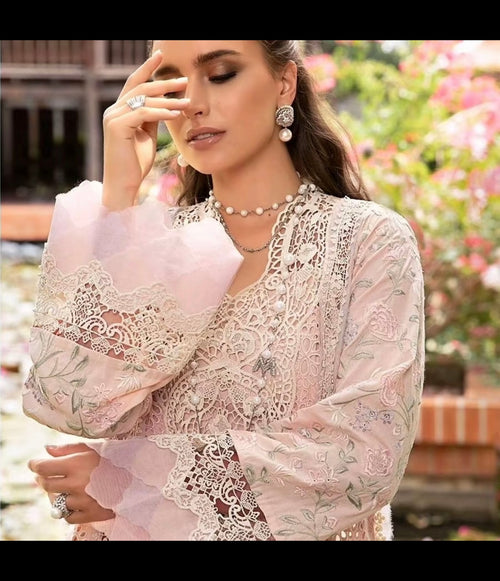 Maria B Luxury Lawn ! Stunning Outfit (MRB-0009)