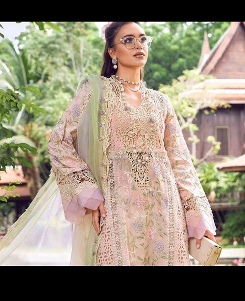 Maria B Luxury Lawn ! Stunning Outfit (MRB-0009)