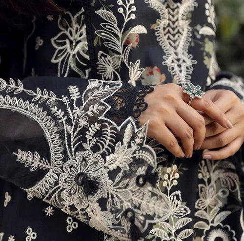 FESTIVE LAWN HAMNA (QAL-0052)