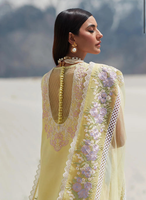 CRIMSON BY SAIRA SHAKIRA (SHA-0017)