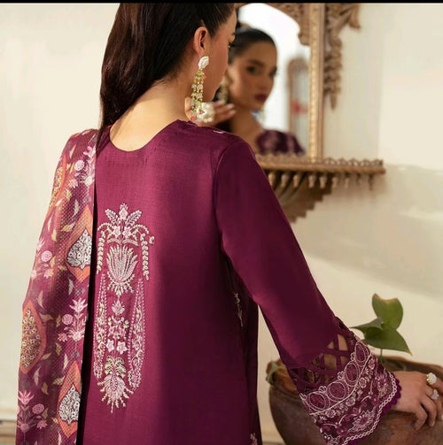 ALIYANAS- BESMA Mirral Signature
Embroidered. (ABY-0009)
