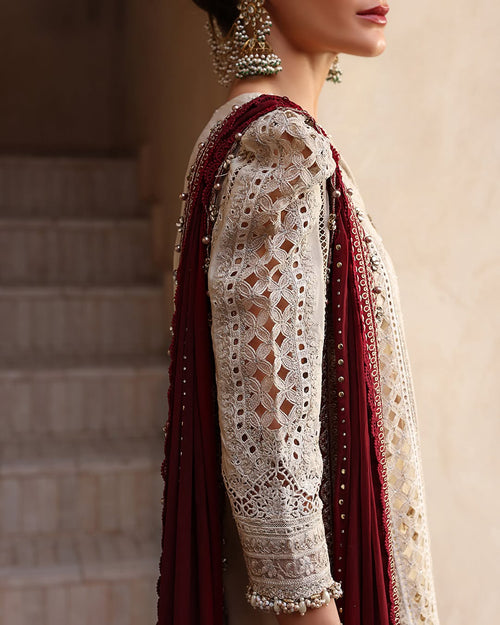 3 Piece Stitched Embroidered Lawn Suit (MRB-0027)