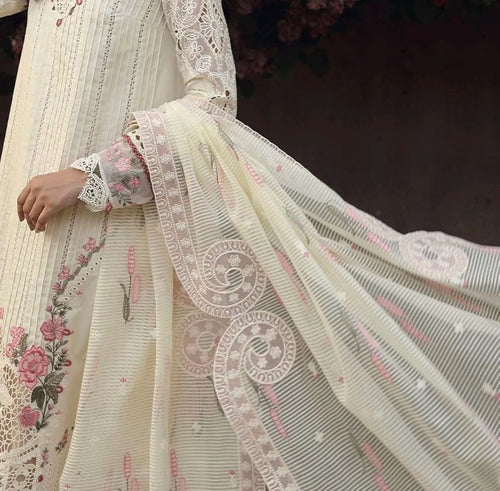 FESTIVE LAWN AMAAR (QAL-0053)