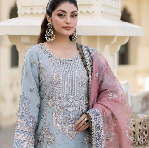 Imrozia Baad-E-Saaba Ready-to-Wear ROSHNI
Step into the celebration in style with this formal wedding attire (IMZ-0021)