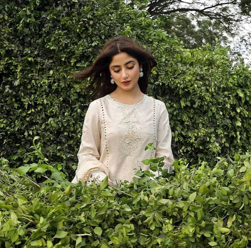 FESTIVE LAWN ZUHA (QAL-0040)