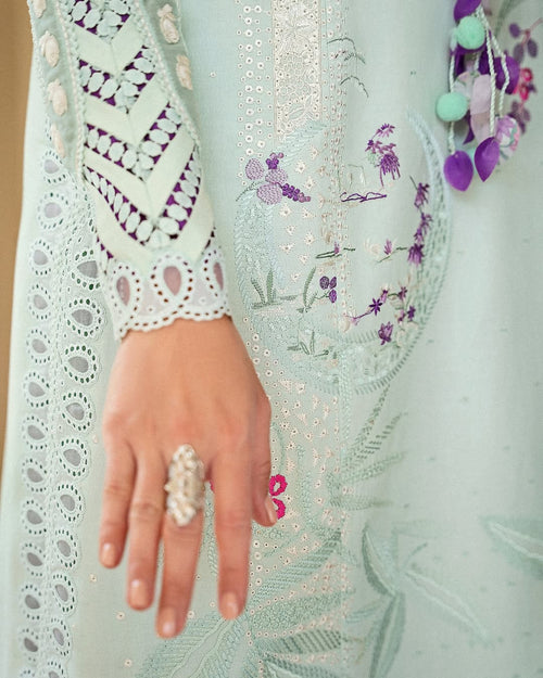 SUFFUSE LAWN 25'-LARA-(SUF-0009)